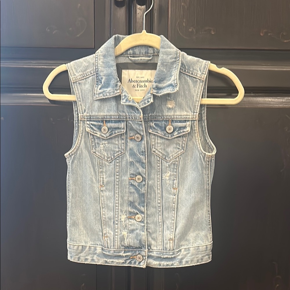 Abercrombie & Fitch Faded Blue Denim Vest